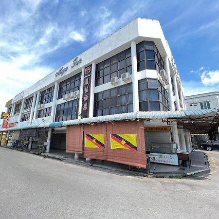 Mega Inn Sri Aman Simanggang Luaran gambar