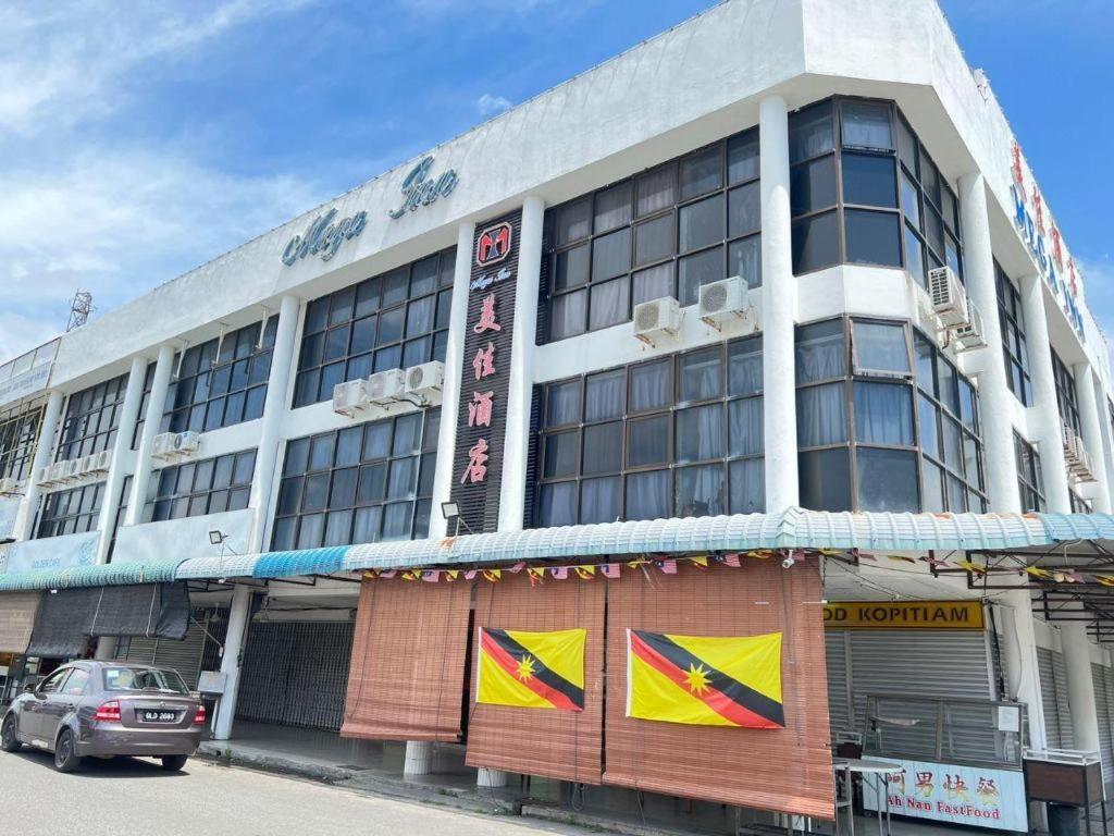 Mega Inn Sri Aman Simanggang Luaran gambar